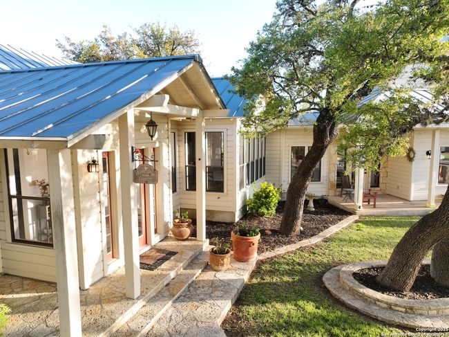70 Cleo Ln, House other with 4 bedrooms, 4 bathrooms and null parking in Boerne TX | Image 89