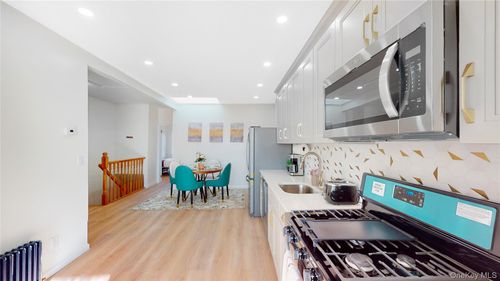 2-24 86th St, East Elmhurst, NY, 11369-1029 | Card Image