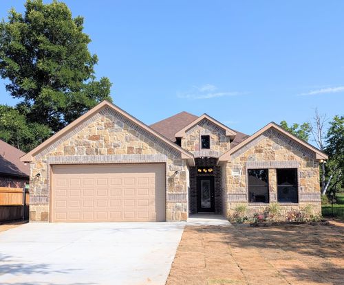 732 Fuller Ave, Cleburne, TX, 76031-7608 | Card Image