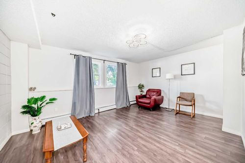 101-2111 14 Street Sw, Calgary, AB, T2B3M3 | Card Image
