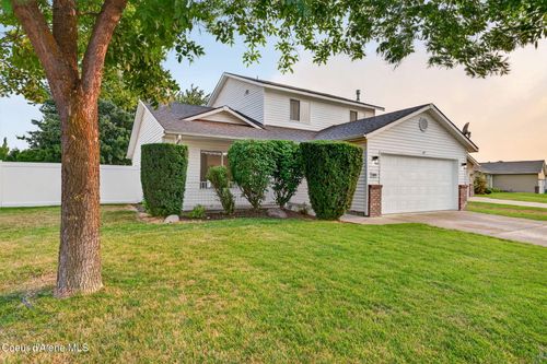 9090 N Torrey Ln, Hayden, ID, 83835-9199 | Card Image