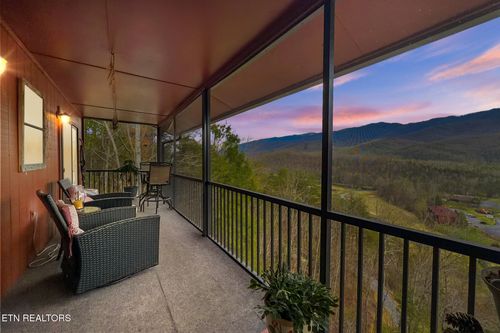 106-429 Deer Path Ln, Gatlinburg, TN, 37738-6396 | Card Image