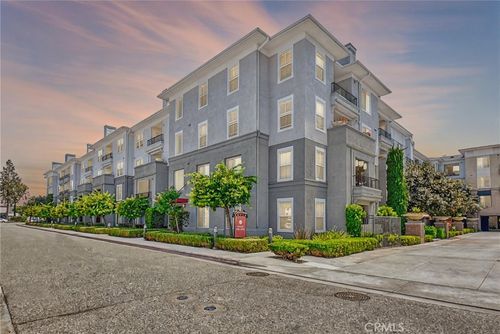 apt-2045-1801 E Katella Ave, Anaheim, CA, 92805-6646 | Card Image