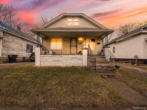 12675 August St, Detroit, MI, 48205-3930 | Card Image