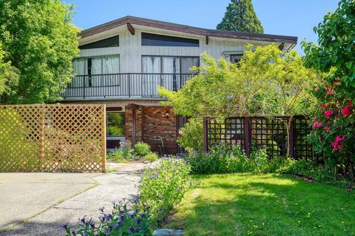 10540 Seamount Rd, Richmond, BC, V7A4P6 | Card Image