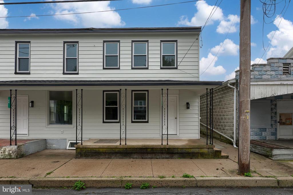 York St, Etters, PA 17319