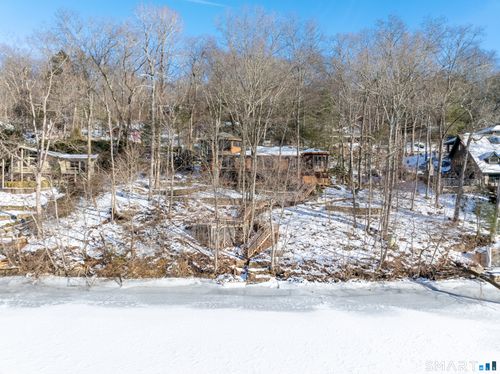 32 Ferris Estates Rd, New Milford, CT, 06776-4012 | Card Image