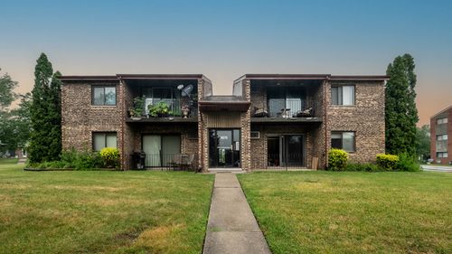 apt-1b-9870 Cordoba Ct, Orland Park, IL, 60462-3000 | Card Image
