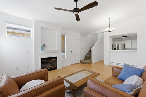 222 Everson Dr, Santa Cruz, CA, 95060-7130 | Card Image