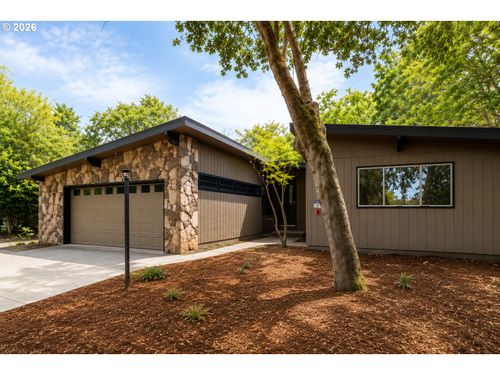 4261 Gardner Rd Se, Salem, OR, 97302-3852 | Card Image