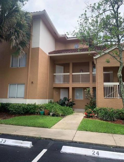 832 Nw 92nd Ave, Plantation, FL, 33324-1166 | Card Image