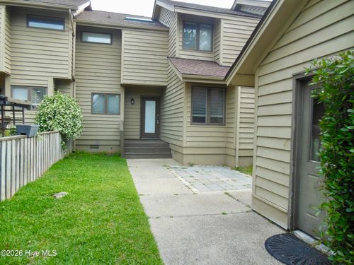 313 Sand Piper Ln, Hampstead, NC, 28443-2429 | Card Image