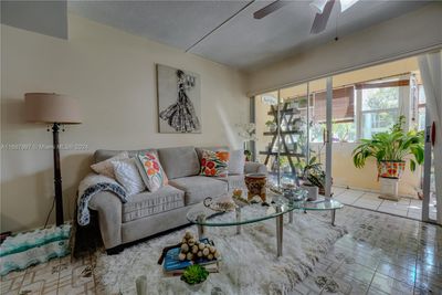 17 - 1912 Sw 17th Ave, Condo with 2 bedrooms, 1 bathrooms and null parking in Miami FL | Image 2