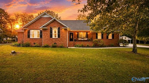 1040 Gannon Cir Nw, Arab, AL, 35016-2038 | Card Image