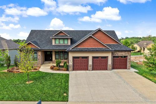 1825 Overlook Dr, Salina, KS, 67401-3698 | Card Image