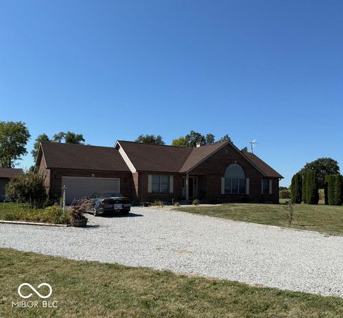 7967 E 800 N, Falmouth, IN, 46127-9706 | Card Image