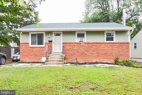 9102 4th St, LANHAM, MD, 20706-2733 | Card Image