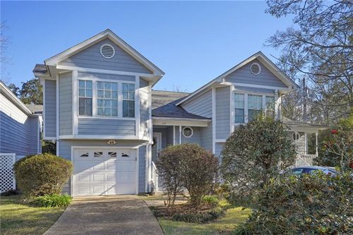 10-605 Colbert St, Mandeville, LA, 70448-5421 | Card Image