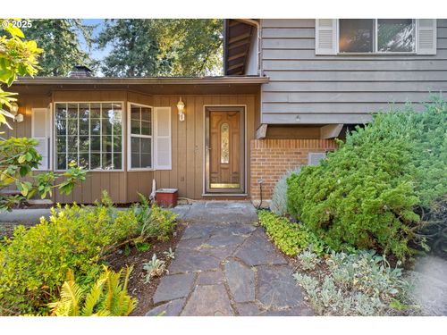 1504 Se 125th Ave, Vancouver, WA, 98683-6426 | Card Image