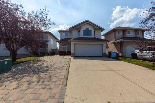 251 Laffont Way, Fort Mcmurray, AB, T9K2R2 | Card Image