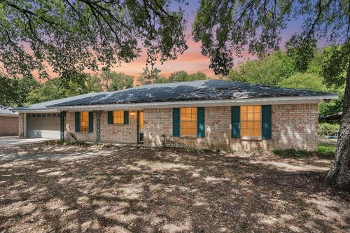 316 Fairmont Ave, Corsicana, TX, 75110-1805 | Card Image