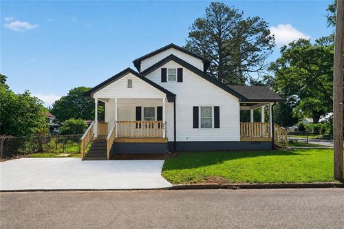 202 Park St, Griffin, GA, 30223-1221 | Card Image