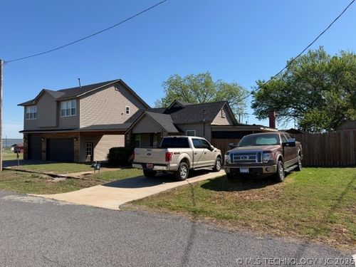 514 N J St, Eufaula, OK, 74432-2042 | Card Image