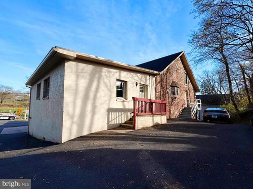 212-1765 Route, QUAKERTOWN, PA, 18951 | Card Image