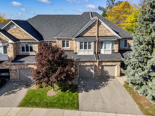 26-255 Shaftsbury Ave, Richmond Hill, ON, L4C0L9 | Card Image