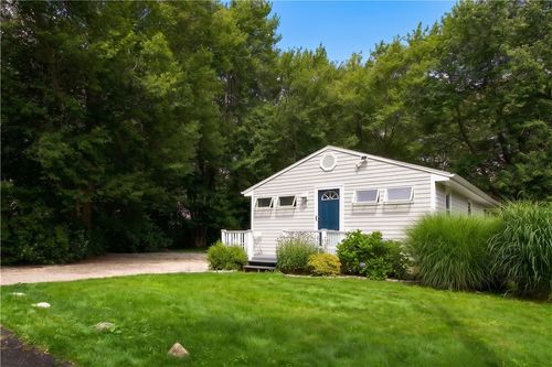8 Presque Isle Trl, Narragansett, RI, 02882-1822 | Card Image