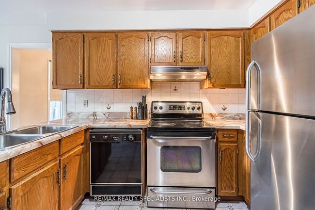 96 Nipissing Cres, House other with 4 bedrooms, 3 bathrooms and 4 parking in Brampton ON | Image 13