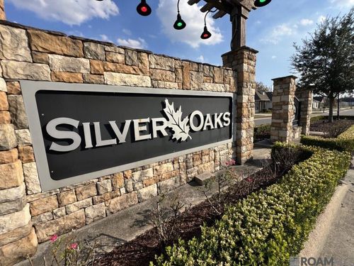 14401 Sterling Oaks Dr, Gonzales, LA, 70737-5242 | Card Image