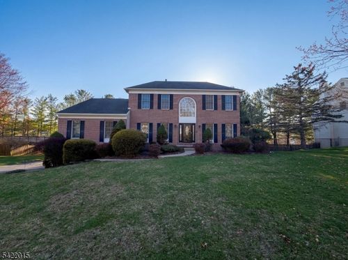 40 Glen Eagles Rd, Washington, NJ, 07882-1564 | Card Image