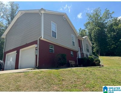 4604 Bonnett Circle, House other with 3 bedrooms, 2 bathrooms and null parking in BIRMINGHAM AL | Image 3