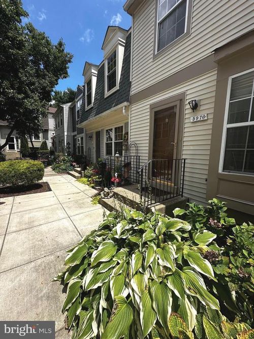 168-5976 Annaberg Pl, Burke, VA, 22015-2832 | Card Image
