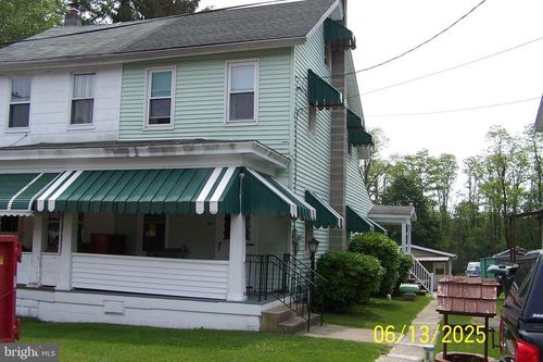 115 Maple St, DELANO, PA, 18220-5002 | Card Image