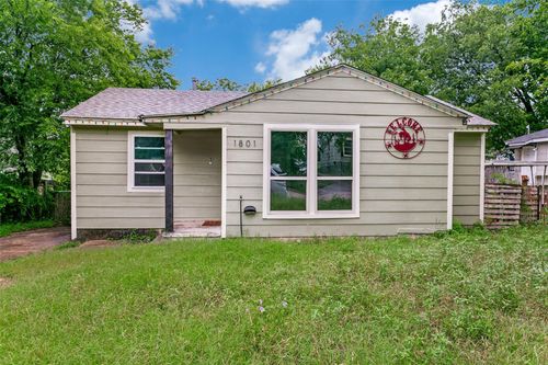 1801 Lawther Dr, River Oaks, TX, 76114-2135 | Card Image