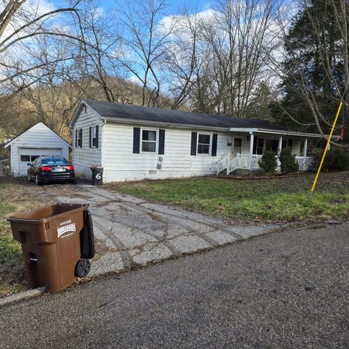 109 Grant St, Aurora, IN, 47001-1115 | Card Image