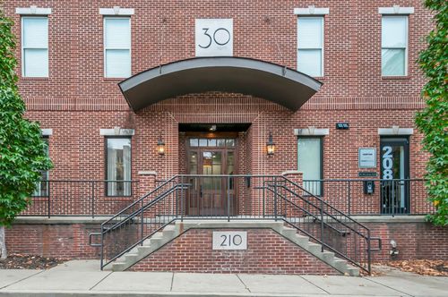 apt-401-210 30th Ave N, Nashville, TN, 37203-1578 | Card Image