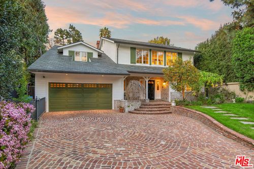 10155 Valley Spring Ln, Toluca Lake, CA, 91602-2929 | Card Image