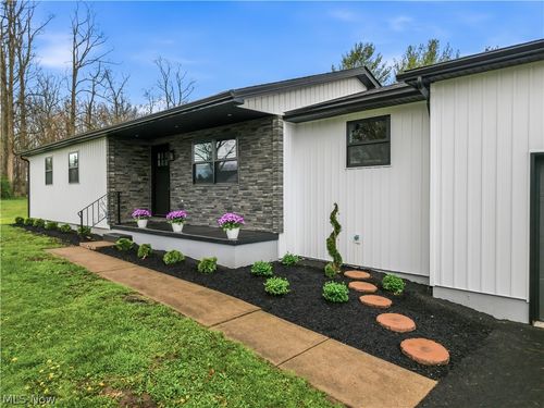 44129 Columbiana Waterford Rd, Columbiana, OH, 44408-9481 | Card Image