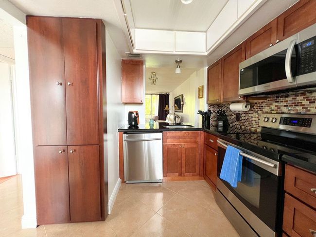 APT-3A - 113 Royal Park Dr, Condo with 2 bedrooms, 2 bathrooms and null parking in Oakland Park FL | Image 13