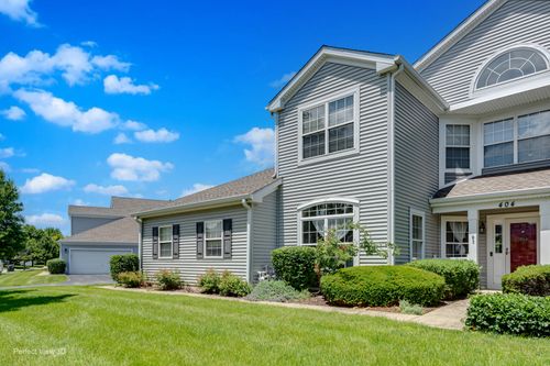 404-404 Cascade Ln, Oswego, IL, 60543-7349 | Card Image