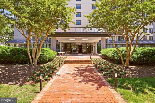 1601-801 N Pitt St, ALEXANDRIA, VA, 22314-1795 | Card Image