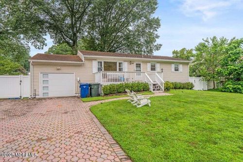 188 Belmar Ave, Oakhurst, NJ, 07755-1348 | Card Image