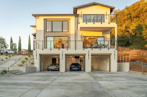 1580 Clear Ridge Dr, Healdsburg, CA, 95448 | Card Image