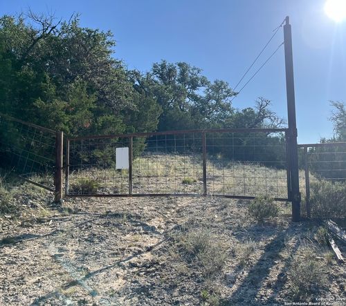 3895 County Road 389, Camp Wood, TX, 78833 | Card Image