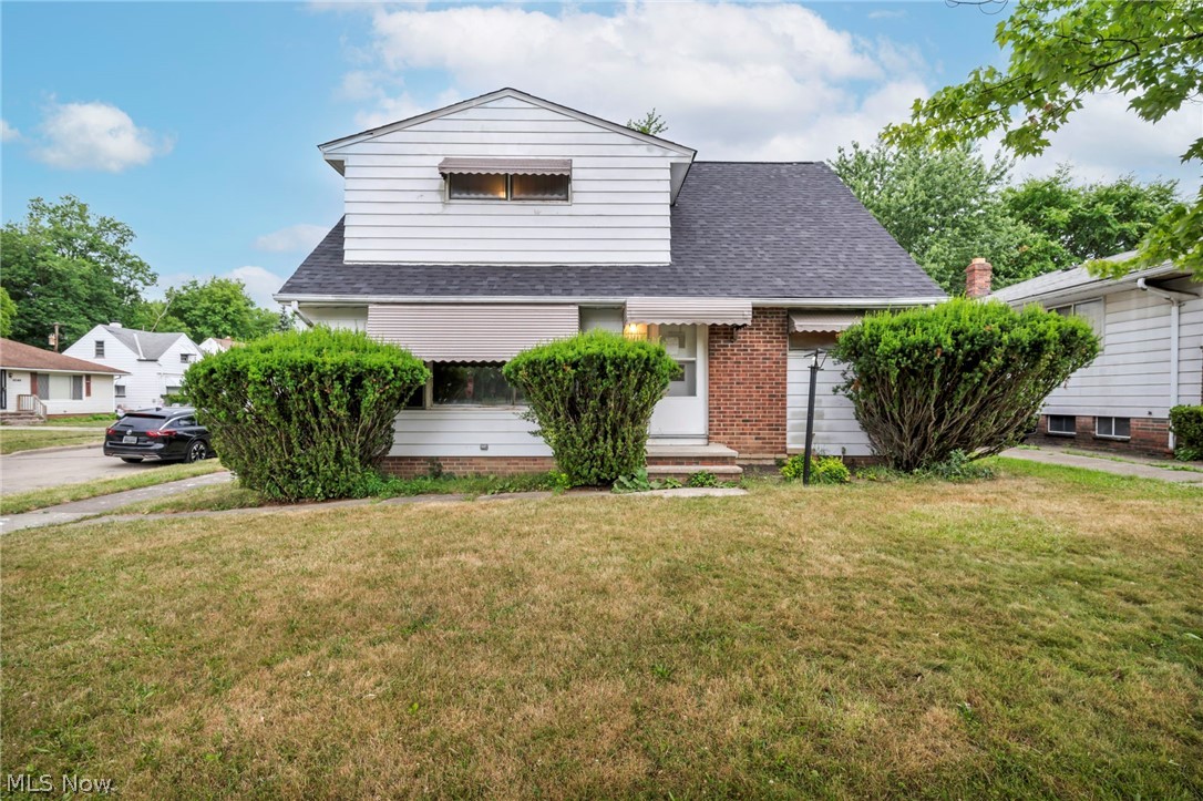 Longview Ave, Maple Heights, OH 44137