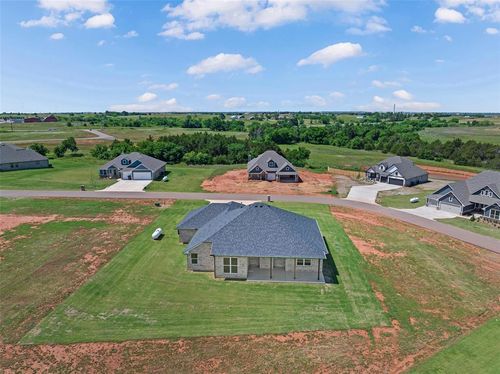 600 Still Mdws, Guthrie, OK, 73044-4089 | Card Image