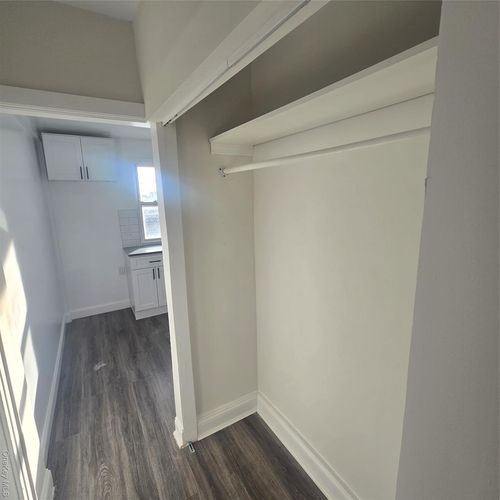 fl-2nd-182-19 147th Ave, Springfield Gardens, NY, 11413-3712 | Card Image